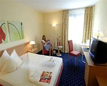 Montana Parkhotel مارل