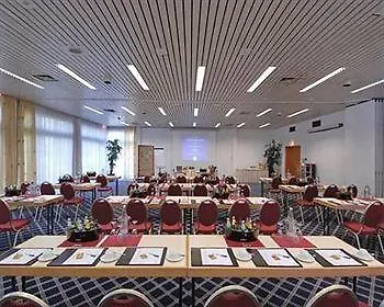 Montana Parkhotel Hotell 3*