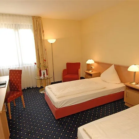 Montana Parkhotel Hotel 3*
