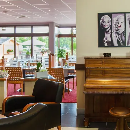 Montana Parkhotel 3* مارل