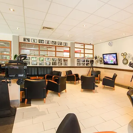 Montana Parkhotel مارل