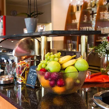 فندق Montana Parkhotel مارل