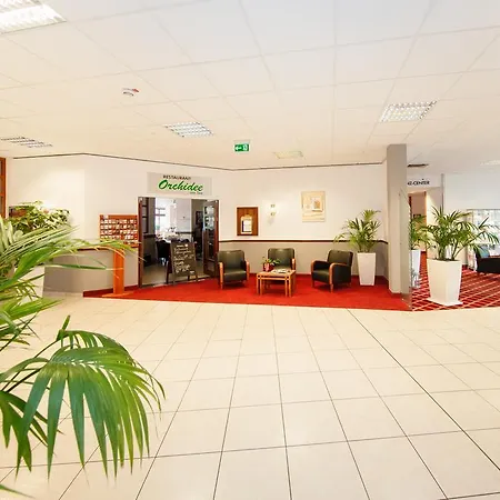 Montana Parkhotel فندق مارل