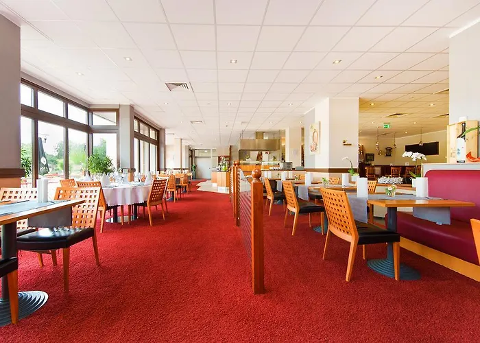 Montana Parkhotel Hotel 3*